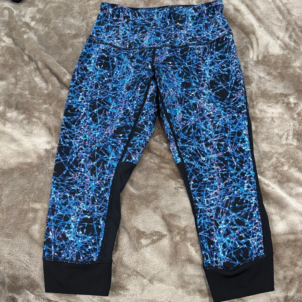 EUC Zella 3/4 leggings